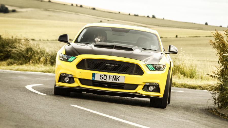 Ford Mustang CS700 by Clive Sutton 2016 года  (фото 11 из 19)